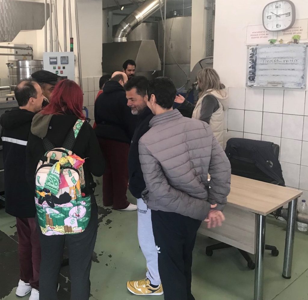 ΚΟΙΝΩΝΙΚΟ ΠΛΑΙΣΙΟ ΟΜΑΔΑΣ ΣΕ ΕΛΑΙΟΤΡΙΒΕΙΟ 29-11-2023