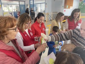 ΠΑΣΧΑΛΙΝΕΣ ΛΑΜΠΑΔΕΣ ΑΠΟ ΤΟΥΣ ΕΘΕΛΟΝΤΕΣ ΚΟΙΝΩΝΙΚΗΣ ΠΡΟΝΟΙΑΣ  ΤΟΥ ΕΛΛΗΝΙΚΟΥ ΕΡΥΘΡΟΥ ΣΤΑΥΡΟΥ ΗΡΑΚΛΕΙΟΥ 11-04-2025