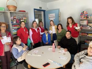 ΠΑΣΧΑΛΙΝΕΣ ΛΑΜΠΑΔΕΣ ΑΠΟ ΤΟΥΣ ΕΘΕΛΟΝΤΕΣ ΚΟΙΝΩΝΙΚΗΣ ΠΡΟΝΟΙΑΣ  ΤΟΥ ΕΛΛΗΝΙΚΟΥ ΕΡΥΘΡΟΥ ΣΤΑΥΡΟΥ ΗΡΑΚΛΕΙΟΥ 11-04-2025