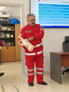 ΕΚΠΑΙΔΕΥΣΗ ΑΠΟ ΤΟΝ ΤΟΜΕΑ ΗΡΑΚΛΕΙΟΥ ΤΩΝ ΕΘΕΛΟΝΤΩΝ ΣΑΜΑΡΕΙΤΩΝ, ΔΙΑΣΩΣΤΩΝ &#038; ΝΑΥΑΓΟΣΩΣΤΩΝ ΤΟΥ Ε.Ε.Σ. 04-05-2025 Ελληνικού Ερυθρού Σταυρού