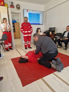 ΕΚΠΑΙΔΕΥΣΗ ΑΠΟ ΤΟΝ ΤΟΜΕΑ ΗΡΑΚΛΕΙΟΥ ΤΩΝ ΕΘΕΛΟΝΤΩΝ ΣΑΜΑΡΕΙΤΩΝ, ΔΙΑΣΩΣΤΩΝ &#038; ΝΑΥΑΓΟΣΩΣΤΩΝ ΤΟΥ Ε.Ε.Σ. 04-05-2025 Ελληνικού Ερυθρού Σταυρού