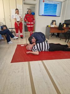 ΕΚΠΑΙΔΕΥΣΗ ΑΠΟ ΤΟΝ ΤΟΜΕΑ ΗΡΑΚΛΕΙΟΥ ΤΩΝ ΕΘΕΛΟΝΤΩΝ ΣΑΜΑΡΕΙΤΩΝ, ΔΙΑΣΩΣΤΩΝ &#038; ΝΑΥΑΓΟΣΩΣΤΩΝ ΤΟΥ Ε.Ε.Σ. 04-05-2025 Ελληνικού Ερυθρού Σταυρού