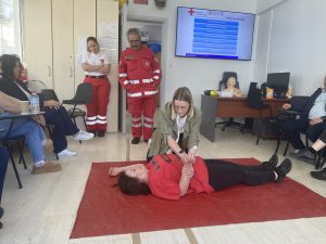 ΕΚΠΑΙΔΕΥΣΗ ΑΠΟ ΤΟΝ ΤΟΜΕΑ ΗΡΑΚΛΕΙΟΥ ΤΩΝ ΕΘΕΛΟΝΤΩΝ ΣΑΜΑΡΕΙΤΩΝ, ΔΙΑΣΩΣΤΩΝ &#038; ΝΑΥΑΓΟΣΩΣΤΩΝ ΤΟΥ Ε.Ε.Σ. 04-05-2025 Ελληνικού Ερυθρού Σταυρού