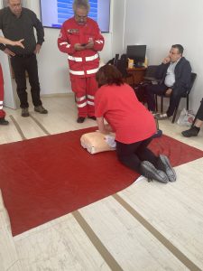 ΕΚΠΑΙΔΕΥΣΗ ΑΠΟ ΤΟΝ ΤΟΜΕΑ ΗΡΑΚΛΕΙΟΥ ΤΩΝ ΕΘΕΛΟΝΤΩΝ ΣΑΜΑΡΕΙΤΩΝ, ΔΙΑΣΩΣΤΩΝ &#038; ΝΑΥΑΓΟΣΩΣΤΩΝ ΤΟΥ Ε.Ε.Σ. 04-05-2025 Ελληνικού Ερυθρού Σταυρού