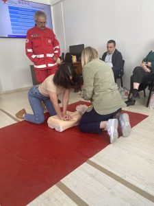 ΕΚΠΑΙΔΕΥΣΗ ΑΠΟ ΤΟΝ ΤΟΜΕΑ ΗΡΑΚΛΕΙΟΥ ΤΩΝ ΕΘΕΛΟΝΤΩΝ ΣΑΜΑΡΕΙΤΩΝ, ΔΙΑΣΩΣΤΩΝ &#038; ΝΑΥΑΓΟΣΩΣΤΩΝ ΤΟΥ Ε.Ε.Σ. 04-05-2025 Ελληνικού Ερυθρού Σταυρού